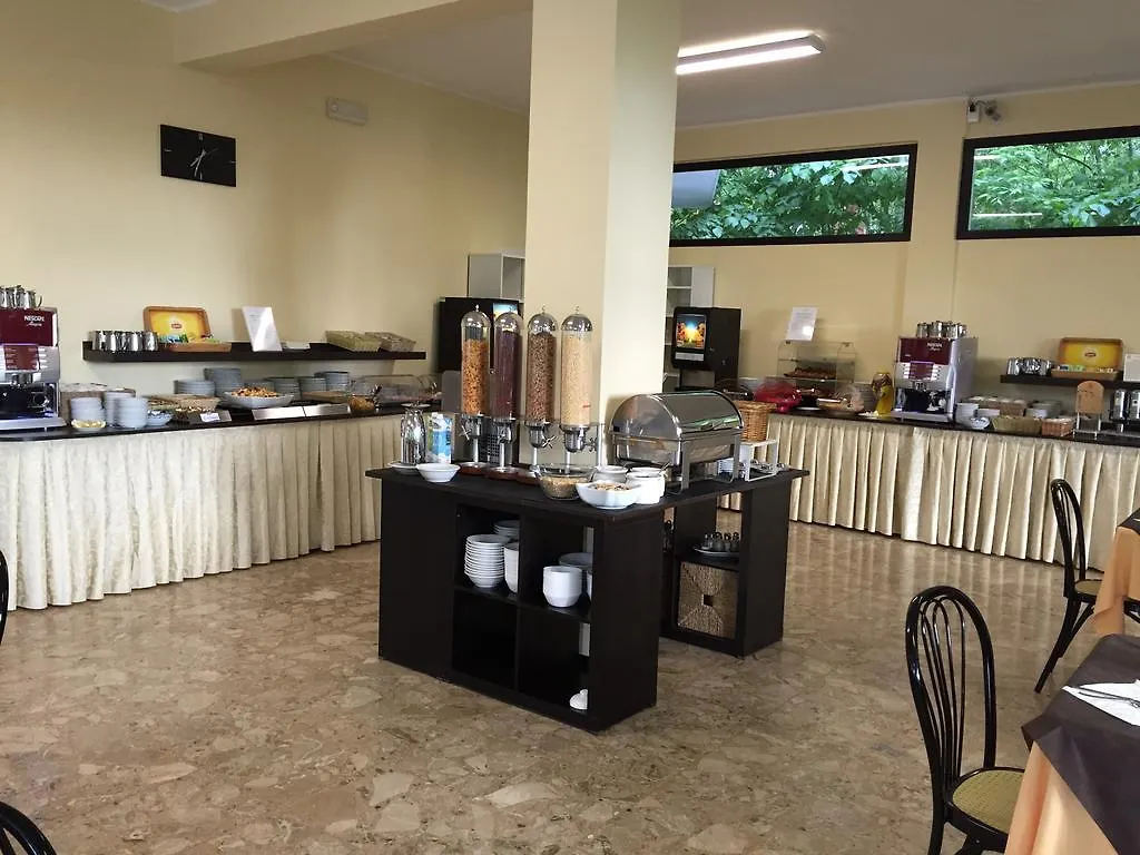 Hotel Beau Soleil Cesenatico 3*,